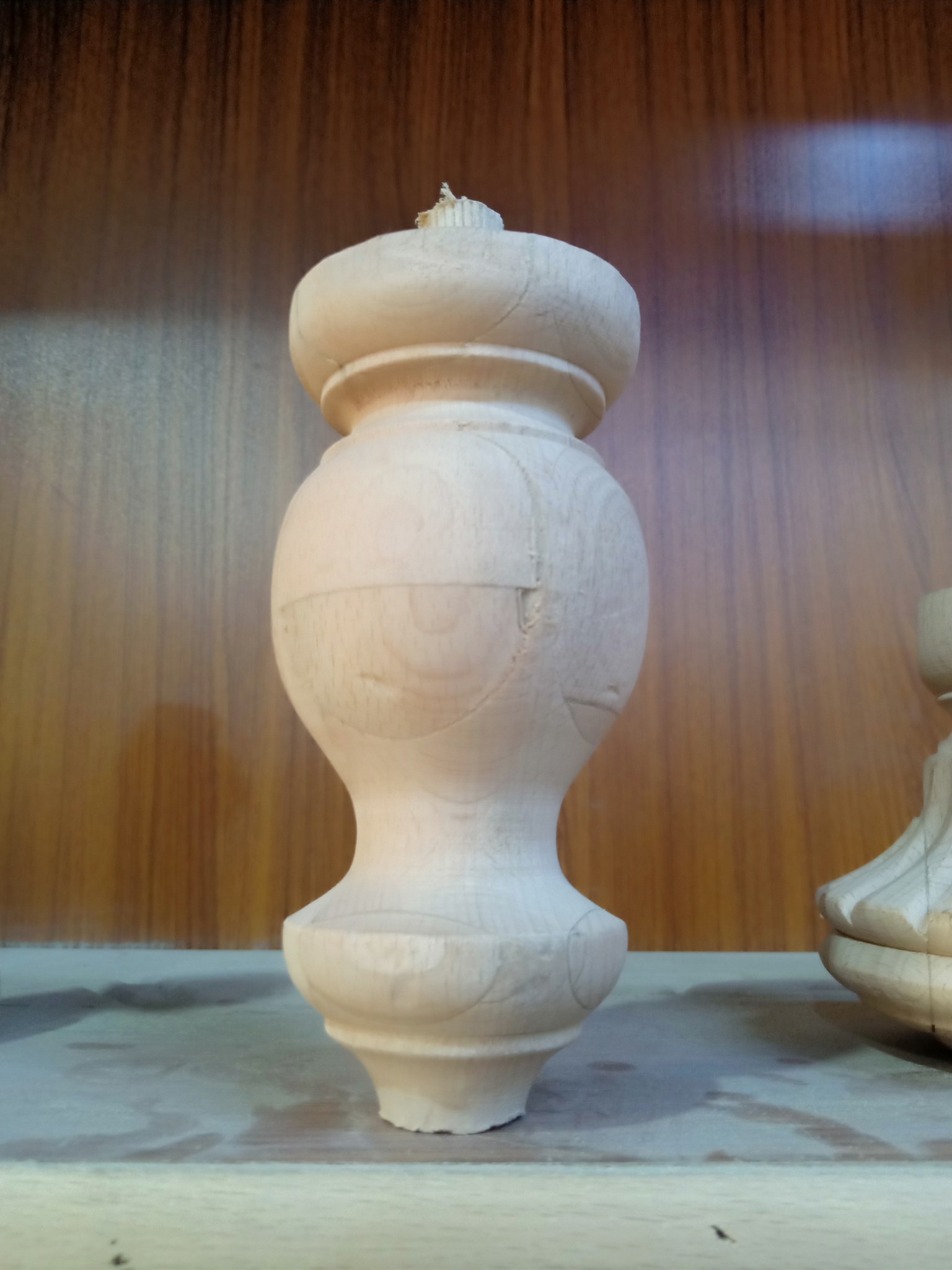 رِجل أثاث خشبية